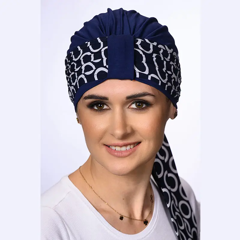 Foulard drapé Nora - Mousseline de soie - Agrémenter bonnets et casquettes 29 Foulard drapé Nora - Mousseline de soie - Agrémenter bonnets et casquettes – Image 29