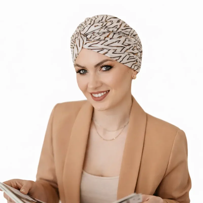 Bonnet chimio Clara en bambou avec nœud pour femme.