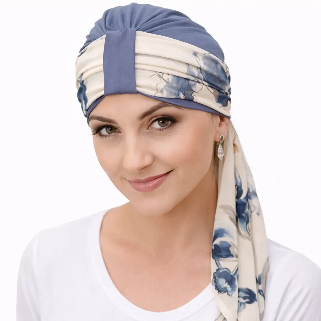 Bonnet chimio bambou Valery et son foulard Nora - Modularité 6 Bonnet chimio bambou femme et foulard Nora douceur